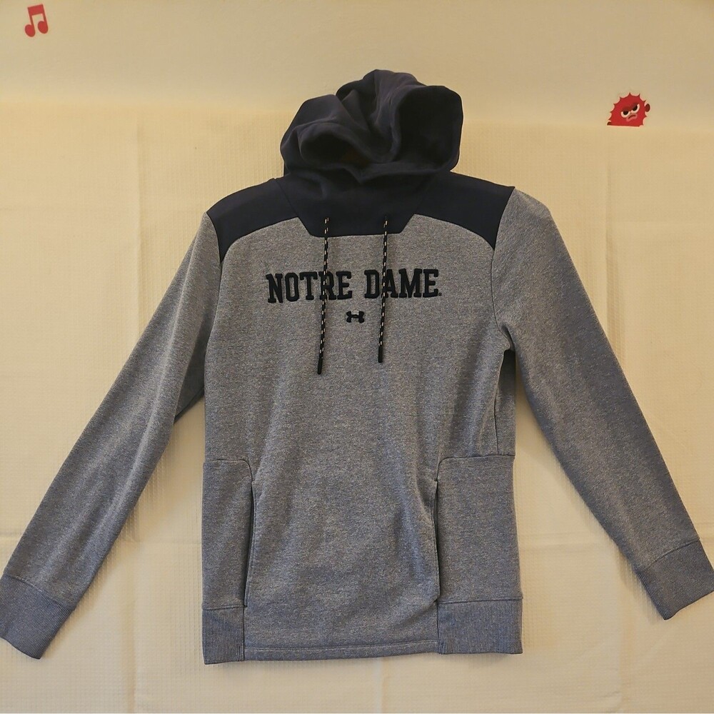 Notre Dame Hoodie Boys YS Under Armour Coldgear Loose Grey Long Sleeve
